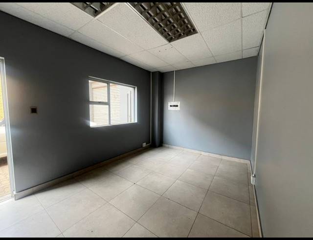 BUSINESS PROPERTY TO RENT IN SUNDERLAND RIDGE